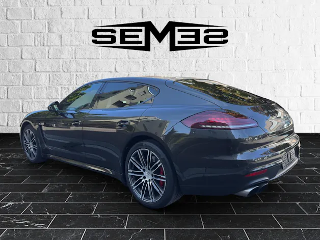 Porsche Panamera Turbo 4.8 PDK