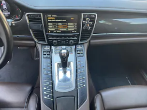 Porsche Panamera Turbo 4.8 PDK