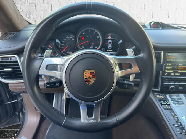 Porsche Panamera Turbo 4.8 PDK