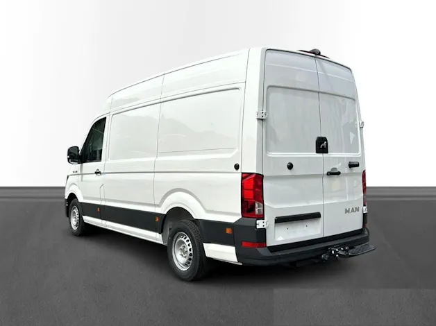 MAN TGE 3.180 Standard 4x4 Automat