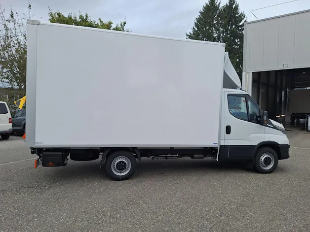 Iveco Koffer/Hebebühne 35 S 16H A8