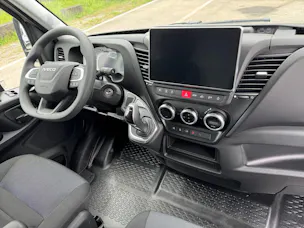Iveco 35S16A8 Koffer/Hebebühne
