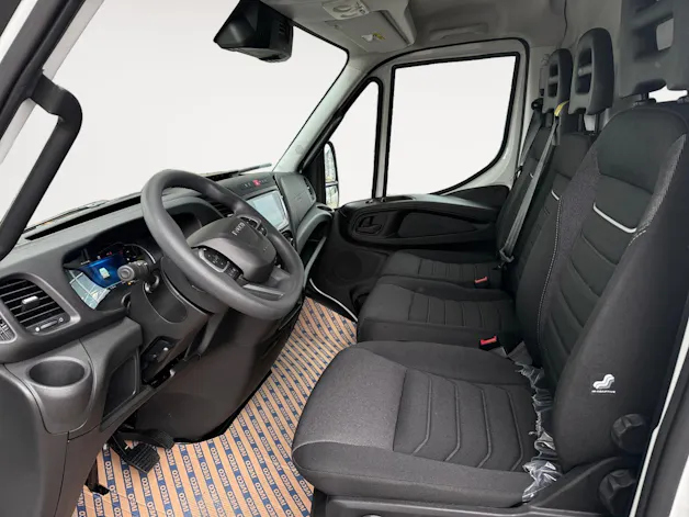Iveco 35C18HA8V