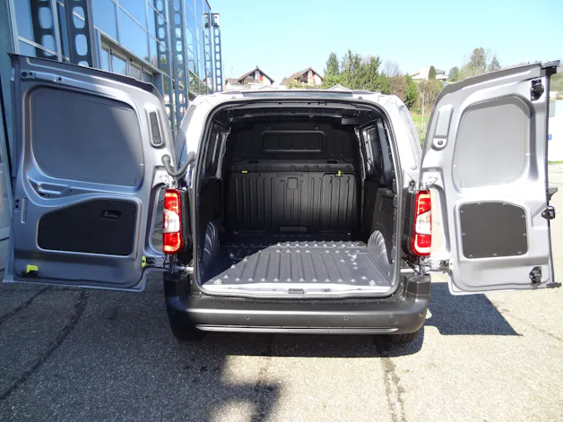 Fiat E-Doblo L1 50kWh 800kg Swiss Edition