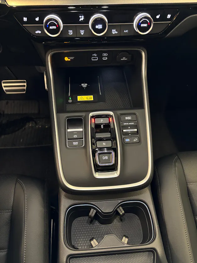 Honda CR-V 2.0i MMD PHEV Advance 2WD Automatic