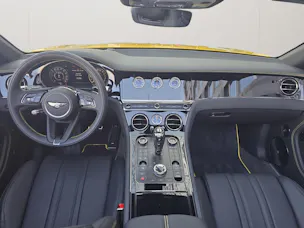 Bentley Continental GTC 4.0 V8 PHEV Black Edition 680 PS/ 1.9 % Leasing möglich