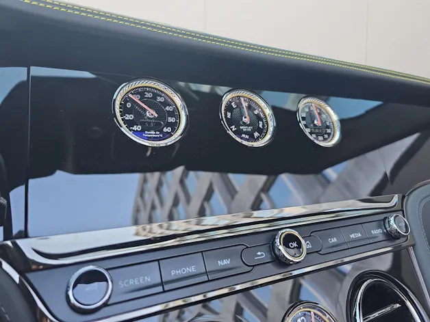 Bentley Continental GTC 4.0 V8 PHEV Black Edition 680 PS/ 1.9 % Leasing möglich