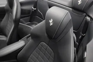 Ferrari Roma Spider
