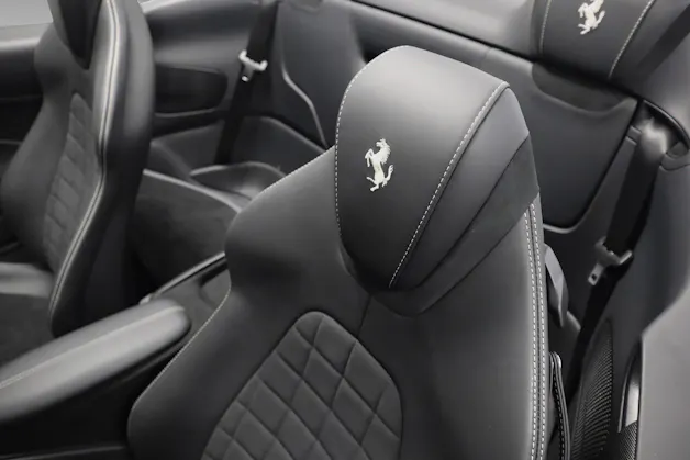 Ferrari Roma Spider