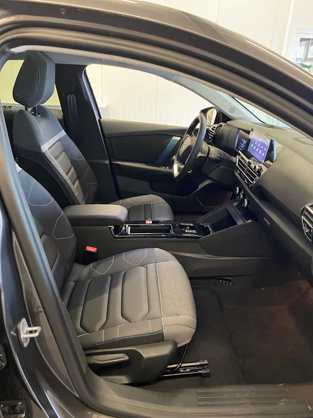 Citroën C4 X 100 kW Shine