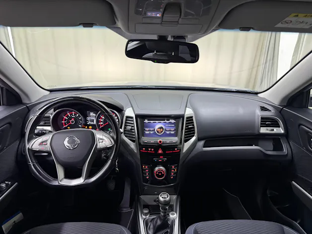 KGM -SsangYong Tivoli 1.6 e-XGi Sapphire 2WD