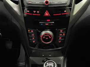 KGM -SsangYong Tivoli 1.6 e-XGi Sapphire 2WD