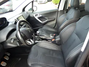 Peugeot 2008 1.2 PureTech Allure