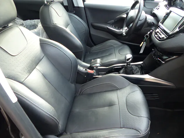 Peugeot 2008 1.2 PureTech Allure