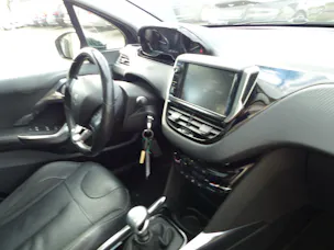 Peugeot 2008 1.2 PureTech Allure