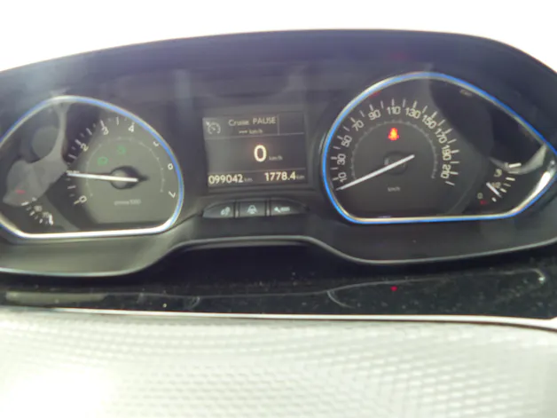 Peugeot 2008 1.2 PureTech Allure