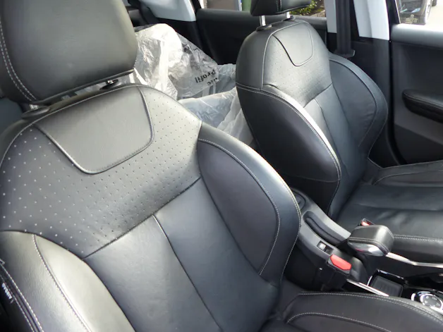 Peugeot 2008 1.2 PureTech Allure