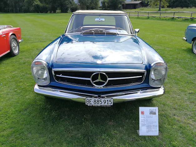 Mercedes-Benz 230 SL Pagode