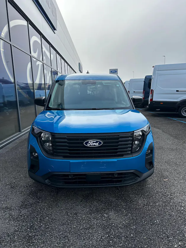 Ford Transit Courier dcab. van 1.0 Trend/125CV/Aut.