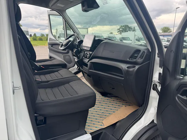 Iveco Iveco Daily 35S18HA8V Kastenwagen