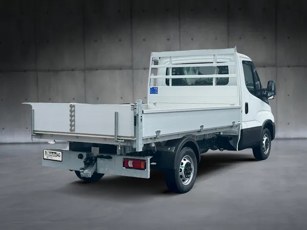 Iveco 35S16A8 mit Kipper Geser