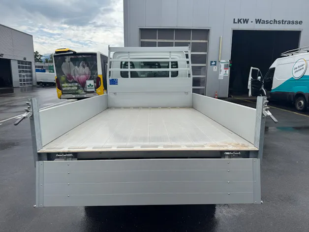 Iveco 35S16A8 mit Kipper Geser
