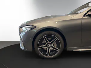 Mercedes-Benz C 300e 4 Matic EQ Hybrid