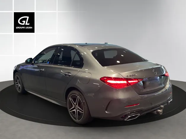 Mercedes-Benz C 300e 4 Matic EQ Hybrid