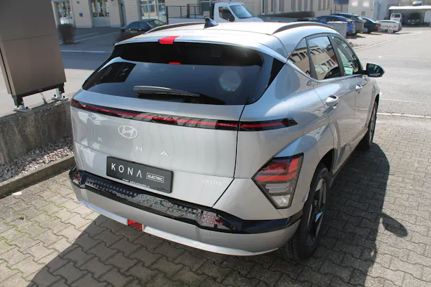 Hyundai Kona EV 65.4 kWh Amplia