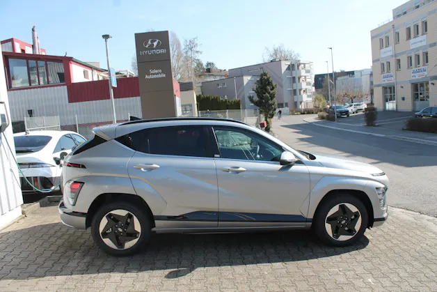 Hyundai Kona EV 65.4 kWh Amplia