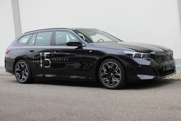 BMW i5 M60 Touring M Sport *0.9%-LEASINGAKTION*