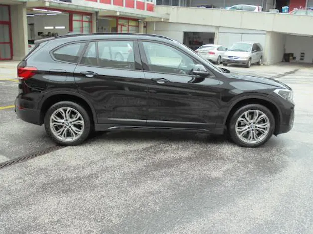 BMW X1 xDrive 18d Sport Line