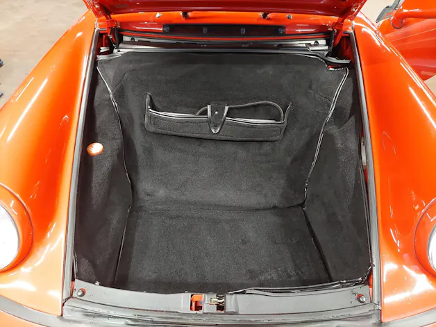 Porsche 911 Carrera 4 Cabrio