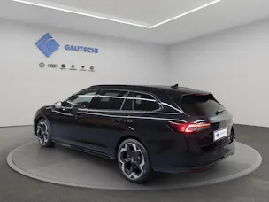 Škoda Superb Combi 2.0 TSI Sportline 4x4 DSG