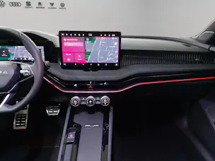 Škoda Superb Combi 2.0 TSI Sportline 4x4 DSG