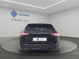 Škoda Superb Combi 2.0 TSI Sportline 4x4 DSG