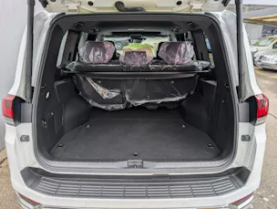 Toyota LAND CRUISER 300 V6 DIESEL 70th Anniv.