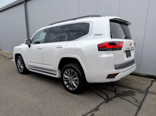 Toyota LAND CRUISER 300 V6 DIESEL 70th Anniv.