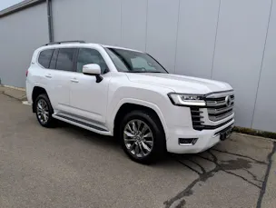 Toyota LAND CRUISER 300 V6 DIESEL 70th Anniv.