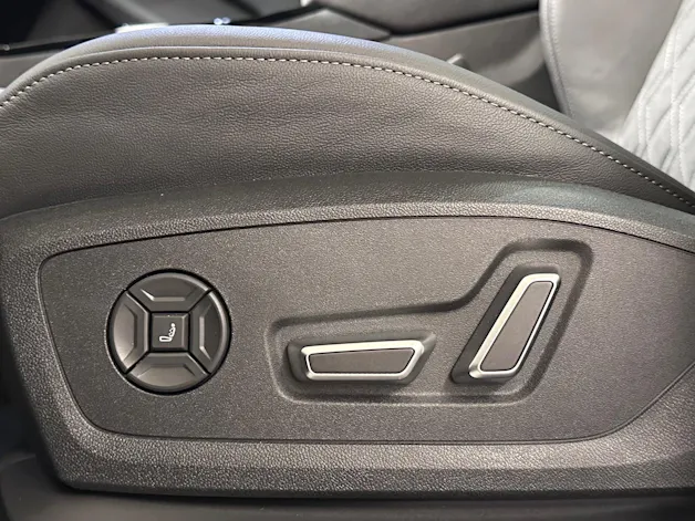 Audi Q6 e-tron quattro