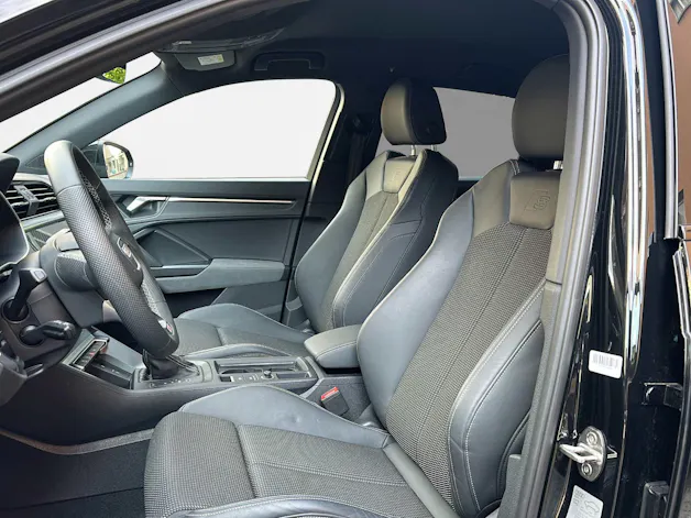 Audi Q3 35 TFSI S line S-tronic
