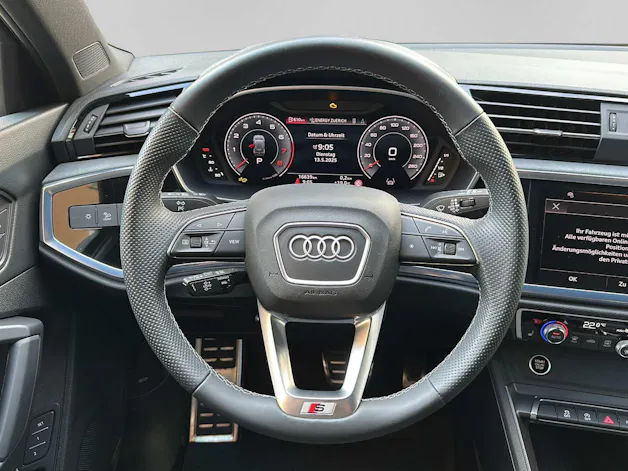 Audi Q3 35 TFSI S line S-tronic