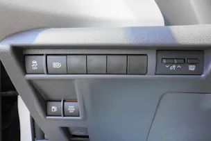 Toyota Sienna Hybrid Limited FWD