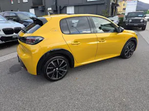 Peugeot 208 1.2 PureT GTPack EAT8