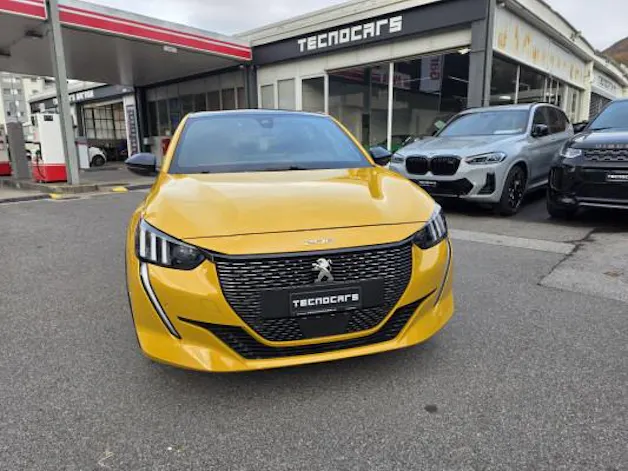 Peugeot 208 1.2 PureT GTPack EAT8