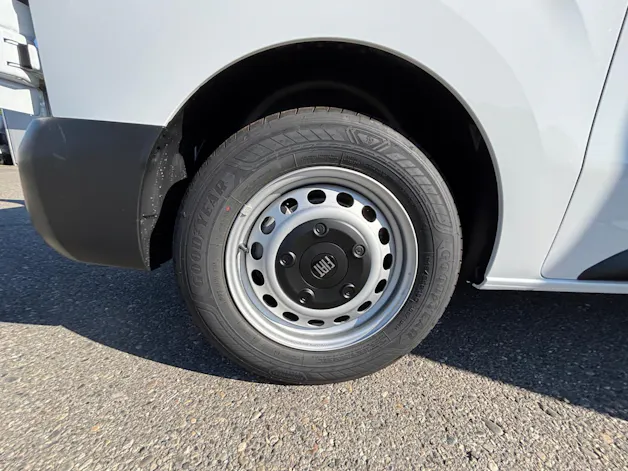 Fiat SCUDO VAN EASY PRO 1.5 BLUEHDI L2 /H1 / 120 PS / Manuell