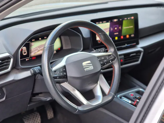 SEAT Leon ST 1.5 eTSI mHEV DSG FR
