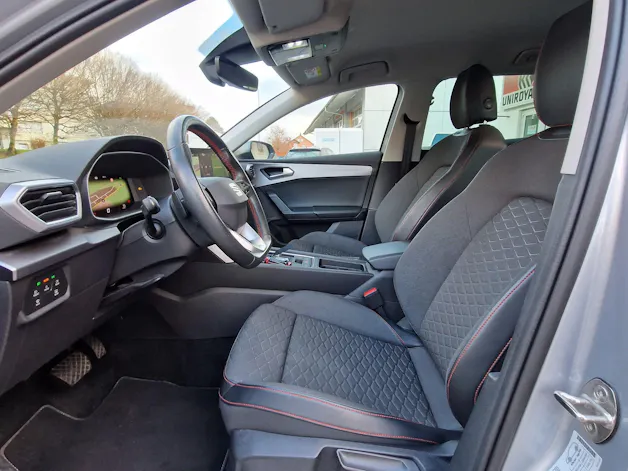 SEAT Leon ST 1.5 eTSI mHEV DSG FR