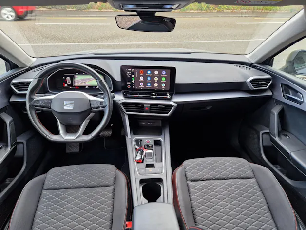 SEAT Leon ST 1.5 eTSI mHEV DSG FR