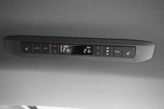 Toyota Sienna Hybrid Limited Premium AWD